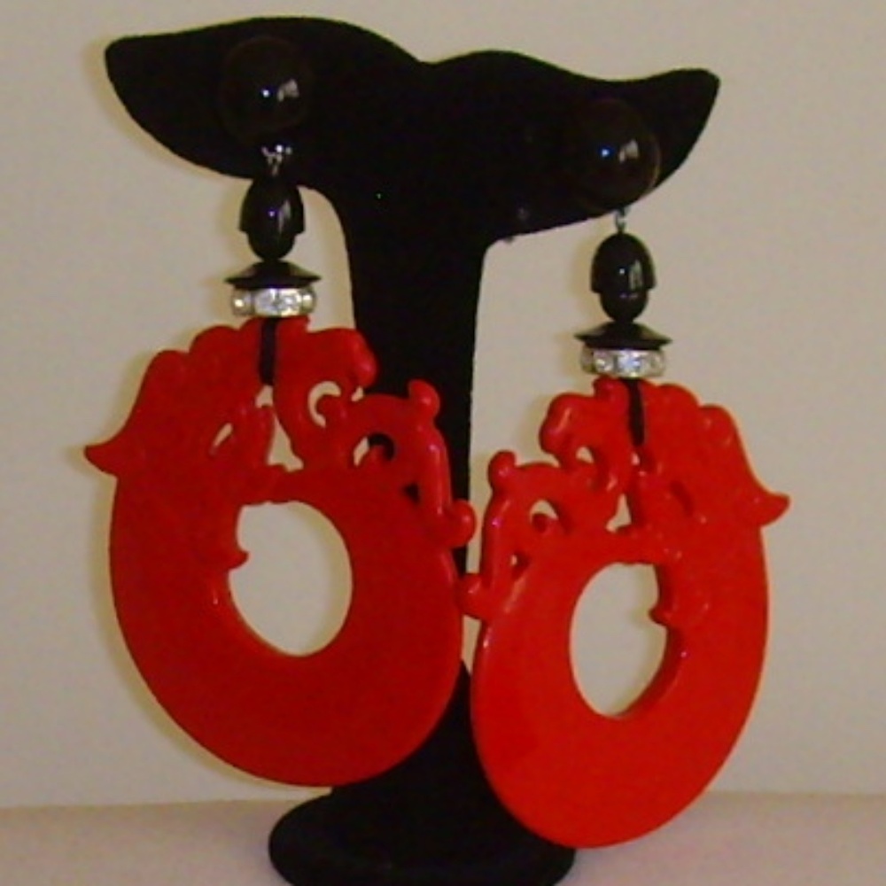 Asian Inspired Lucite and R/S Shoulder Duster Earrings